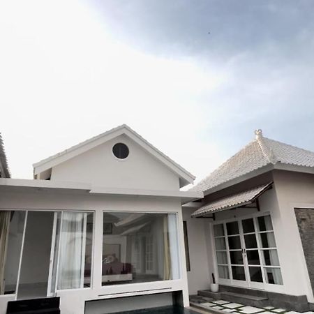 Villa Gong Umara Canggu Exterior foto